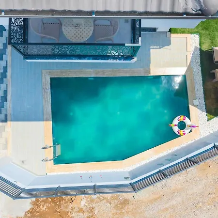 Berim 1 Villa *